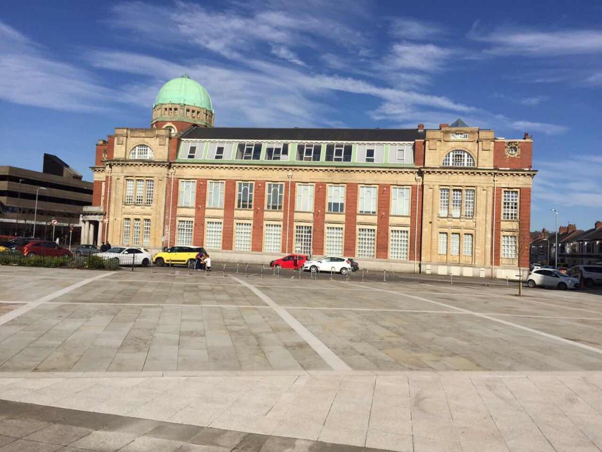 Raphael Heights Newport (Gwent) Exterior foto